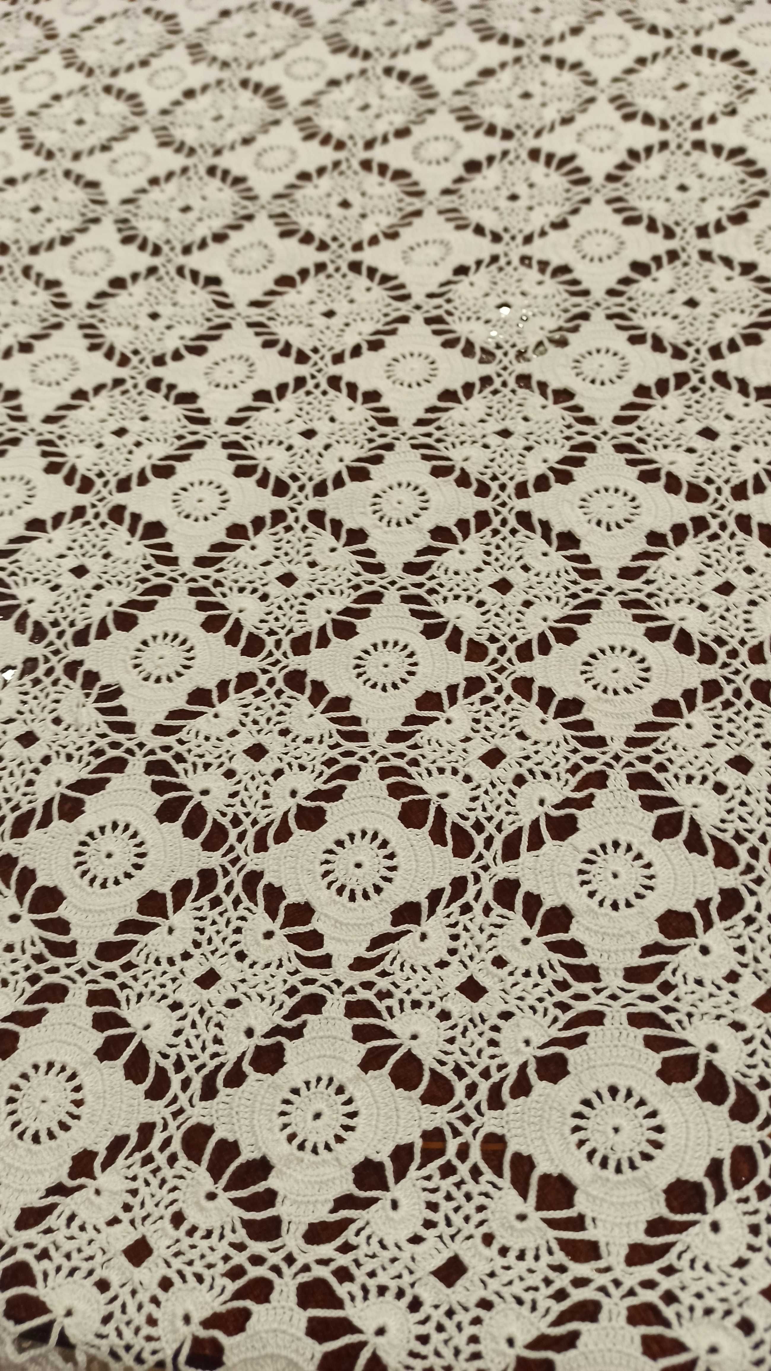 toalha de mesa quadrada em crochet feito à mão