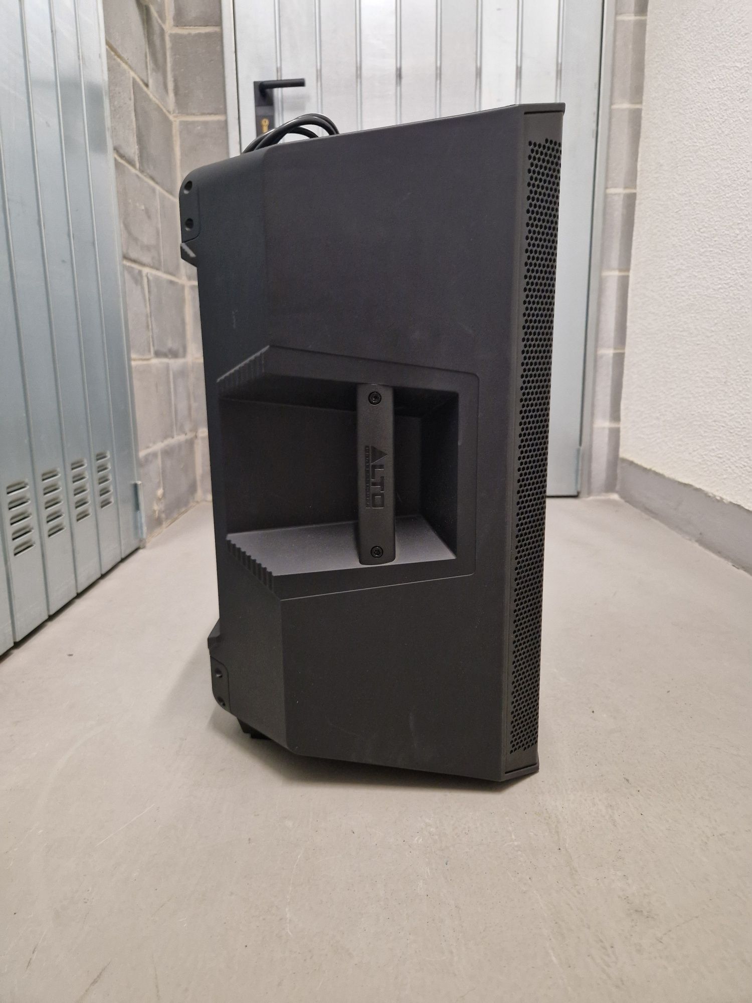 Kolumna aktywna Alto Professional TS212