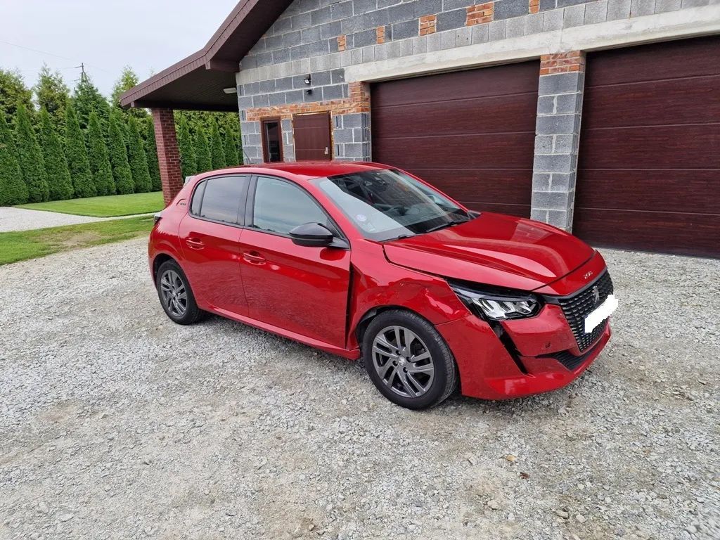 Peugeot 208 1.2 PureTech, wersja Style, Nawigacja, Kamery