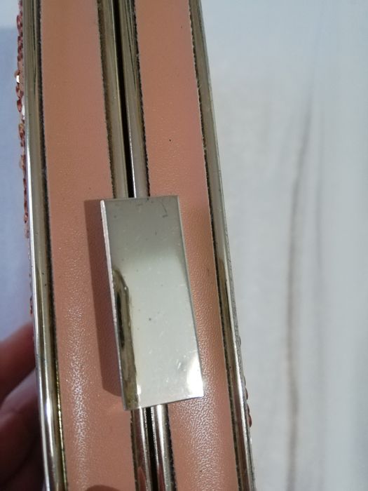 Clutch/Mala de mão com lantejoulas Parfois