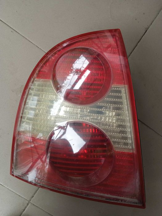 Стоп фонарь на VW B5 plus