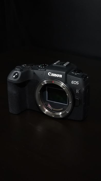 Canon RP Corpo + RF 24-105mm F4 6.1 (Bateria e Carregador Incluido)