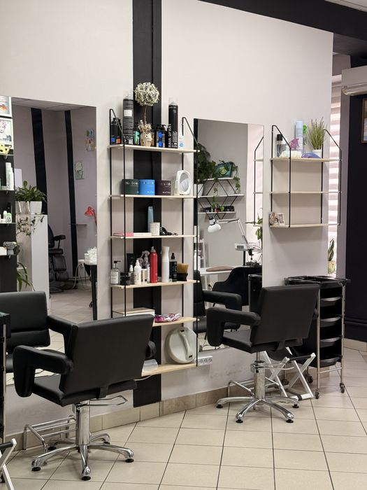 Аренда місця майстер перукар