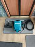 Odkurzacz Makita DVC261