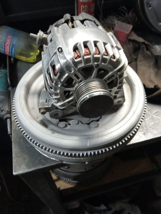 Генератор Nissan