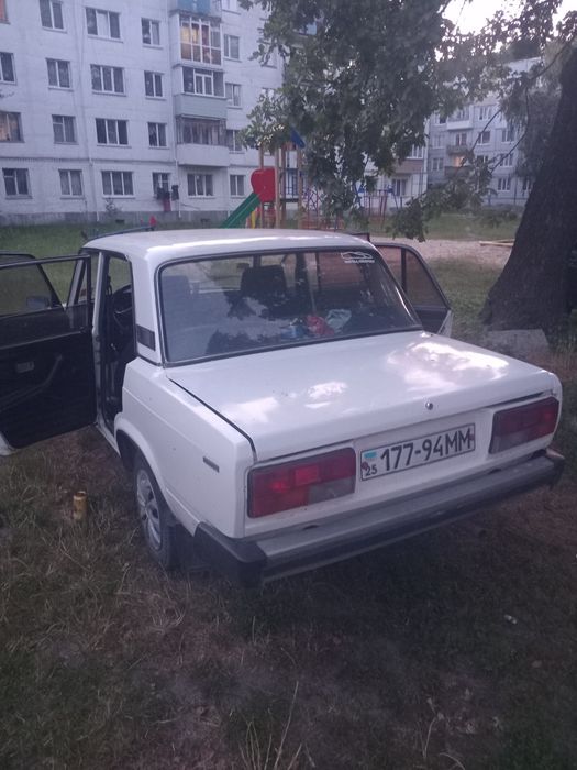 Хорошая машина едит бодро