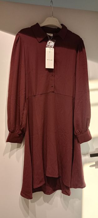 Nowa sukienka Vila w kolorze wina  – idealna na jesień!