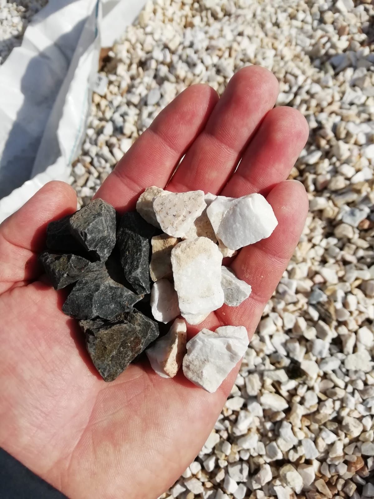Kamień ozdobny grys biały Biała Marianna grafitowy kora tona z dostawą