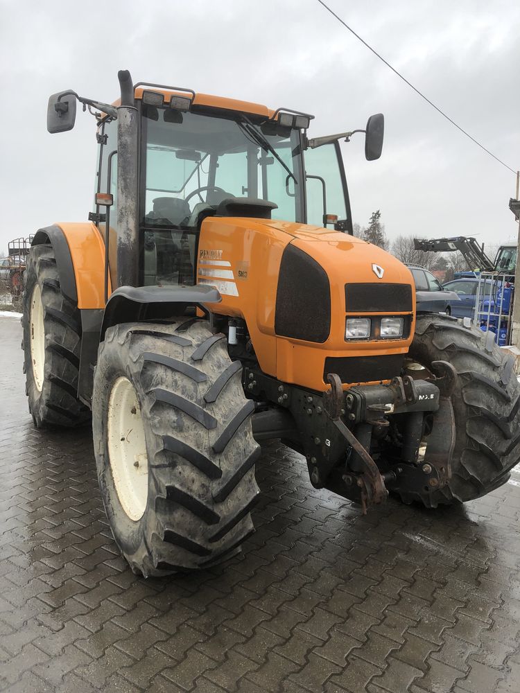 Renault ares 640 tuz