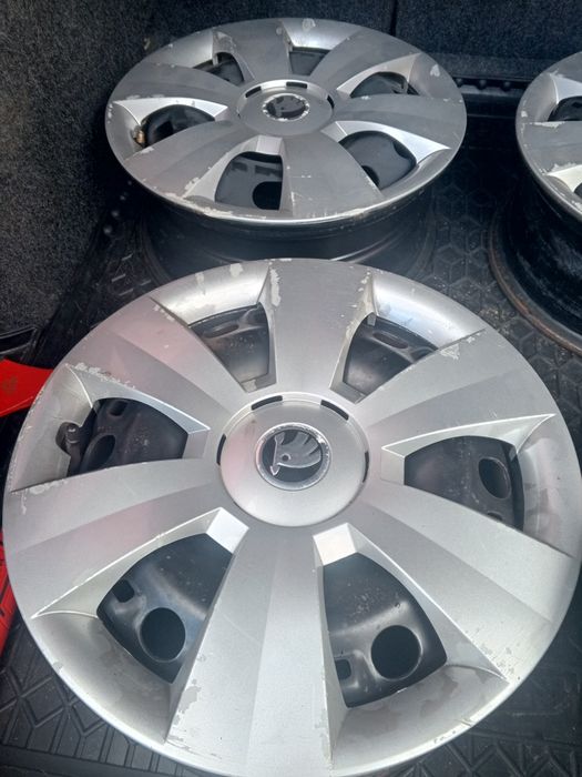 Диски з ковпаками Шкода Октавія Тур r15 5*100