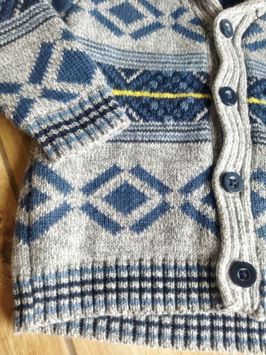 NOWY Ciepły sweter sweterek F&F chłopięcy rozmiar 68 (3-6 mies)