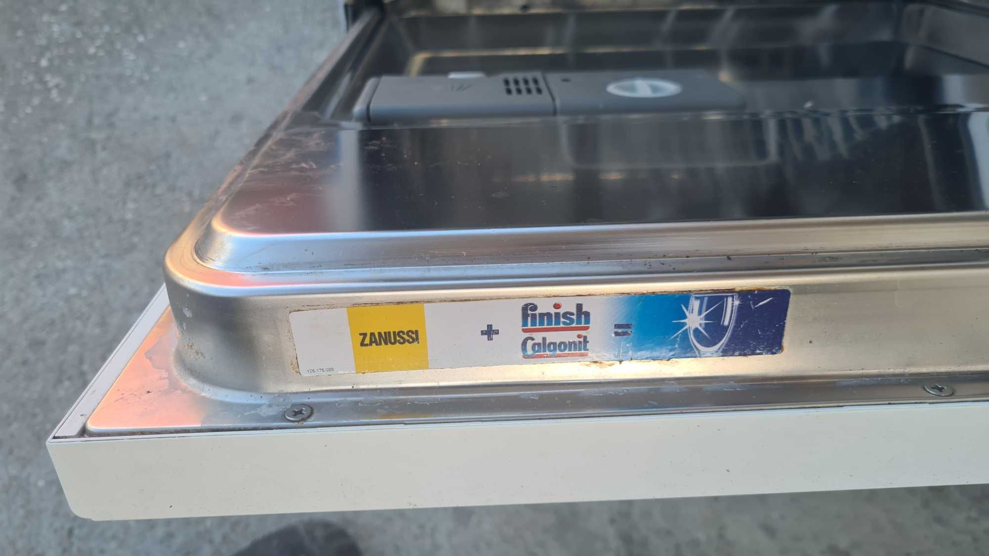 maquina de lar loiça zanussi tempoline