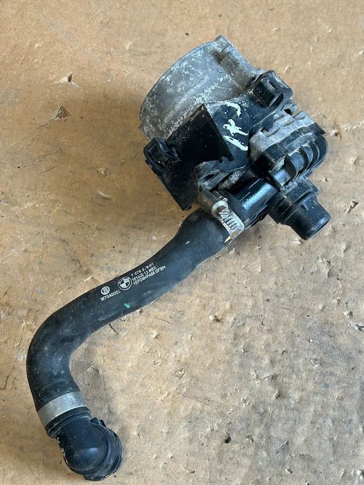 BMW F01 F10 F07 E70 F15 F16 ELEKTRYCZNA POMPA WODY 7566335