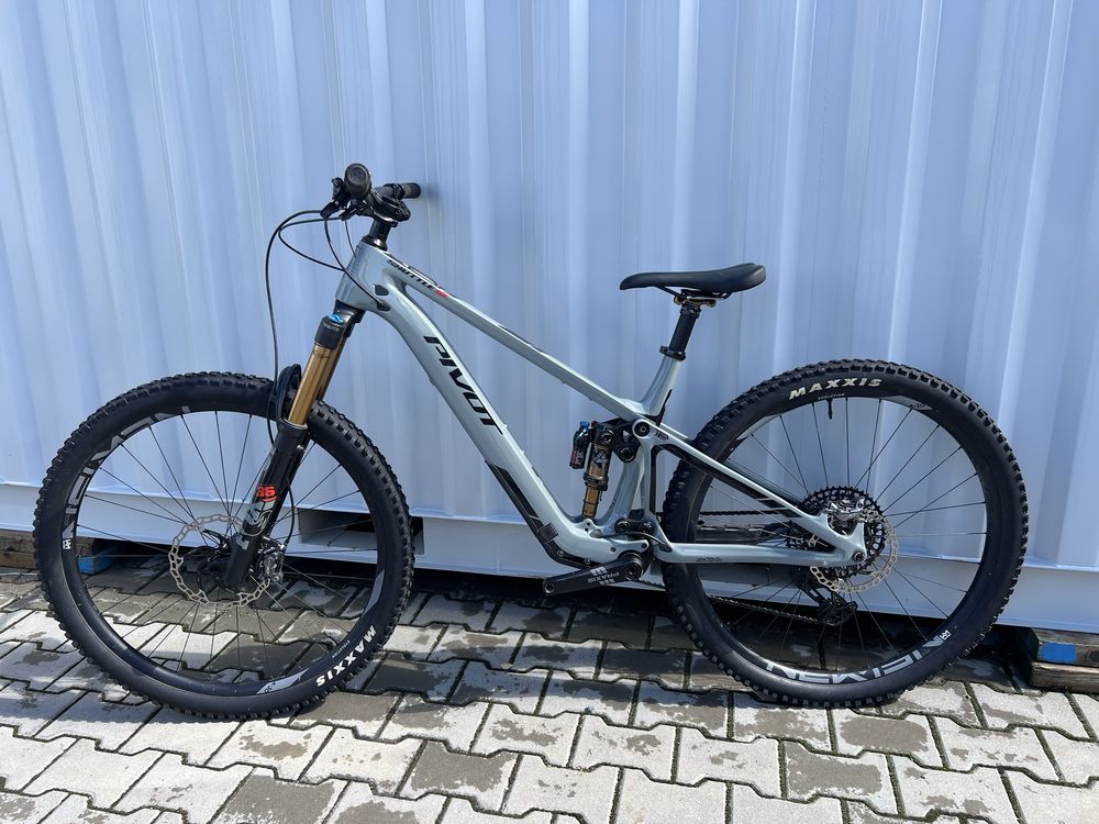 Rower Elektryczny Pivot Shuttle sl rozmier L