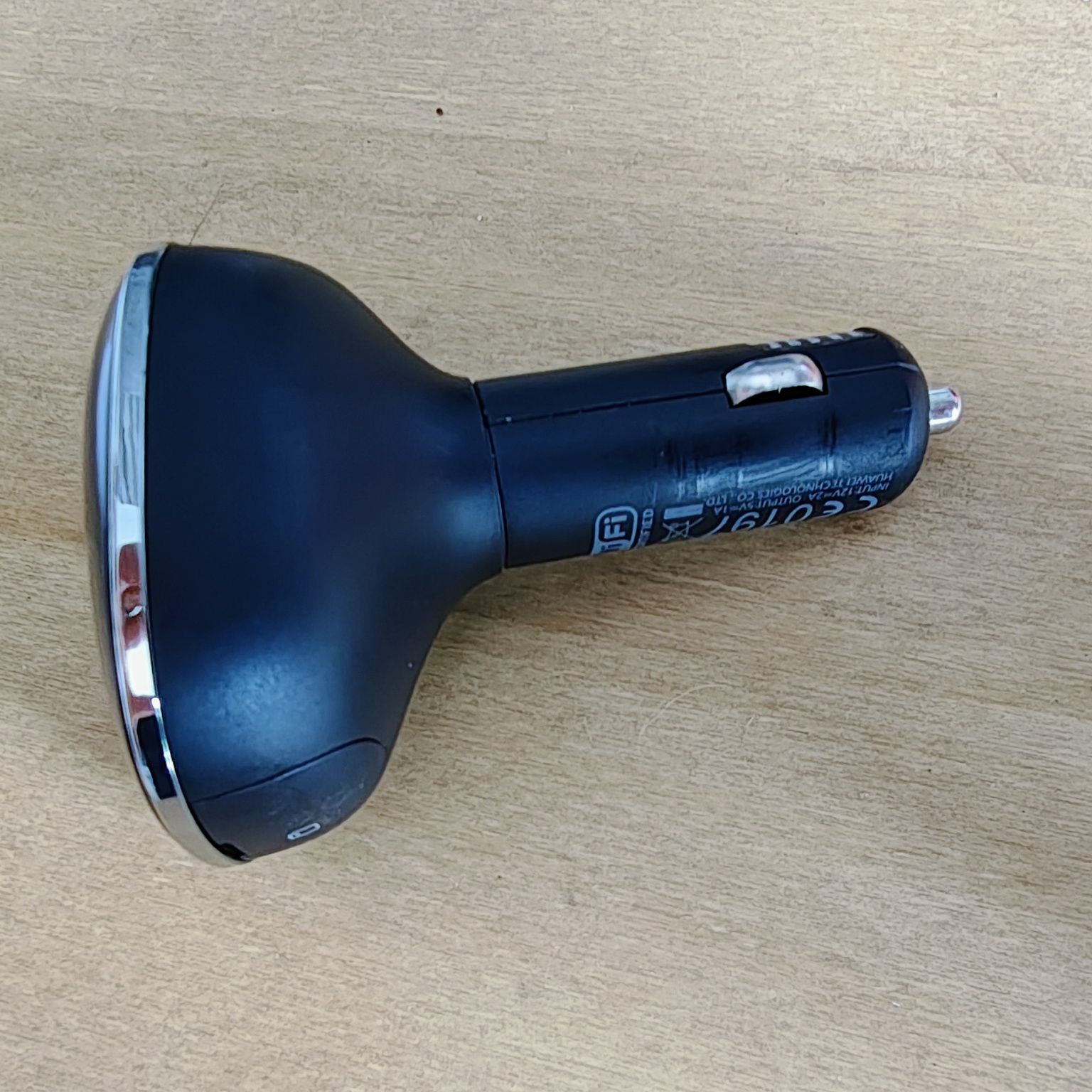 Huawei E8377 to CarFi mobilny router WiFi do samochodu