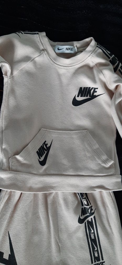 Dres niemowlęcy NIKE
