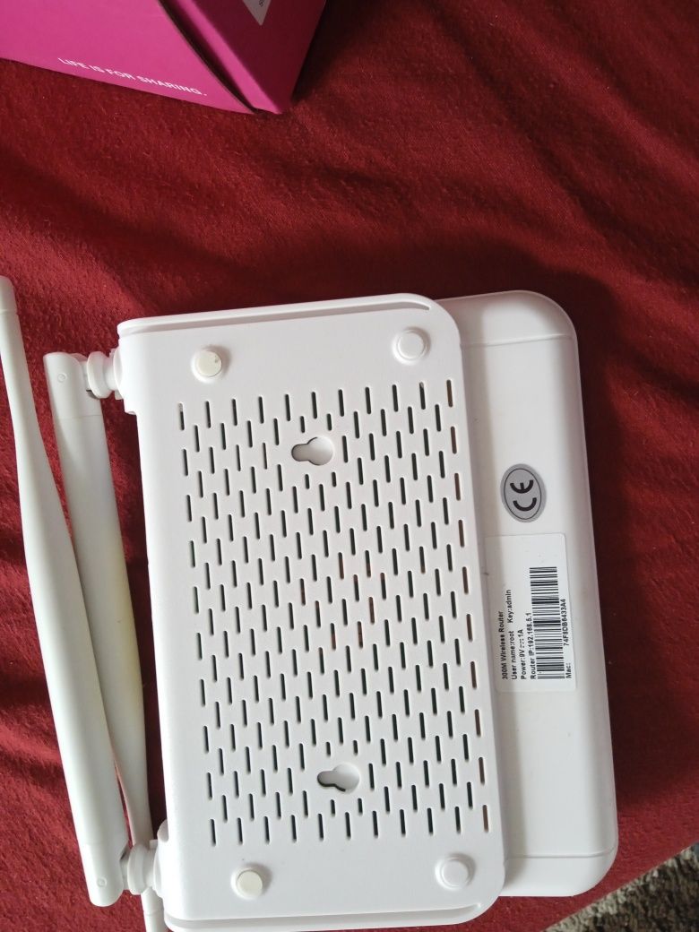 Router 300 m witealess