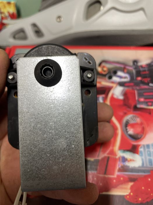 Silnik silniczek elektryczny typ F61-10M