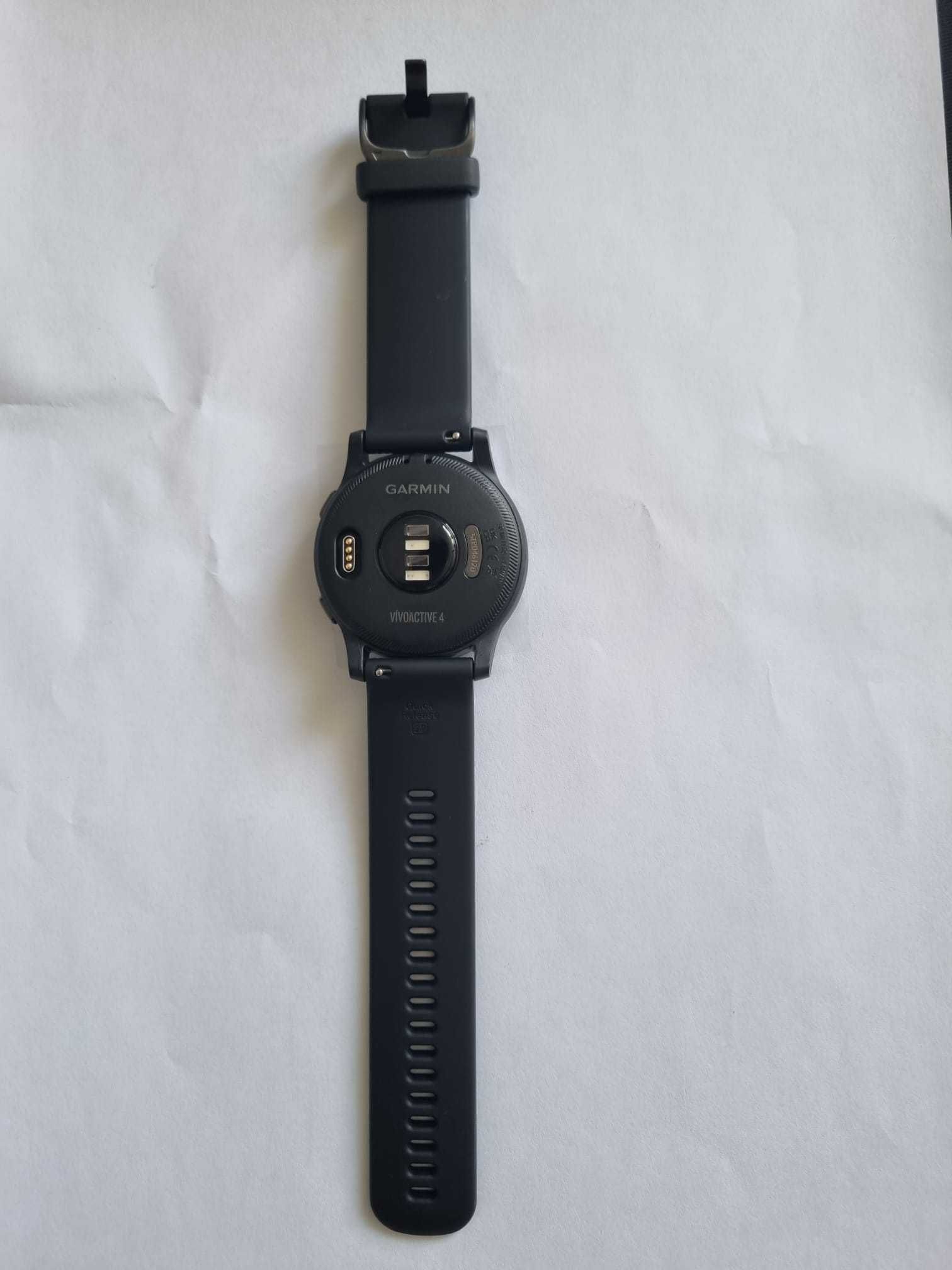 Garmin VivoActive 4 czarny (2 lata gwarancji, po wymianie gwar.)