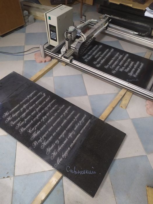 Изготовление, реставрация памятников. Все для похорон. Катафалк