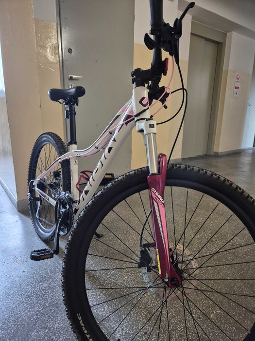 Rower górski UNIBIKE MOVE 26 Lady, rama 14 hamulce tarczowe, 24 biegi