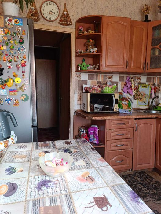 Сдам комнату с балконом, 18 кв.м. в 2-кмн. квартире