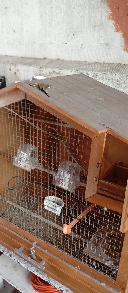 Gaiola para pássaros