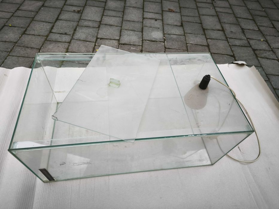 Szklane Terrarium z oświetleniem, 69x30x37 cm 77 litrów pojemności