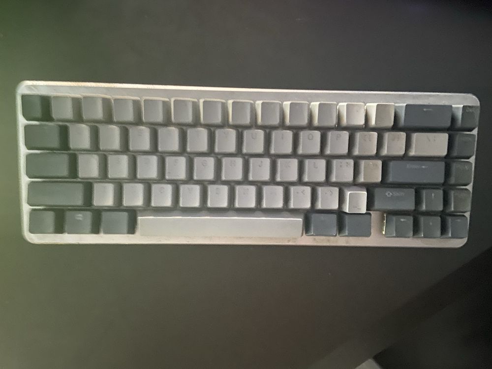 Teclado Gamer Mecanico 55% NOVO