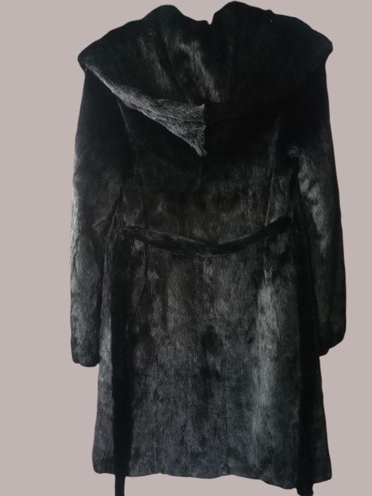 Длина 100см. Норкова шуба. Натуральная шуба