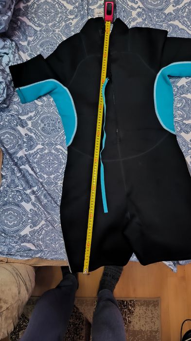 Гидрокостюм для занятия водными видами спорта