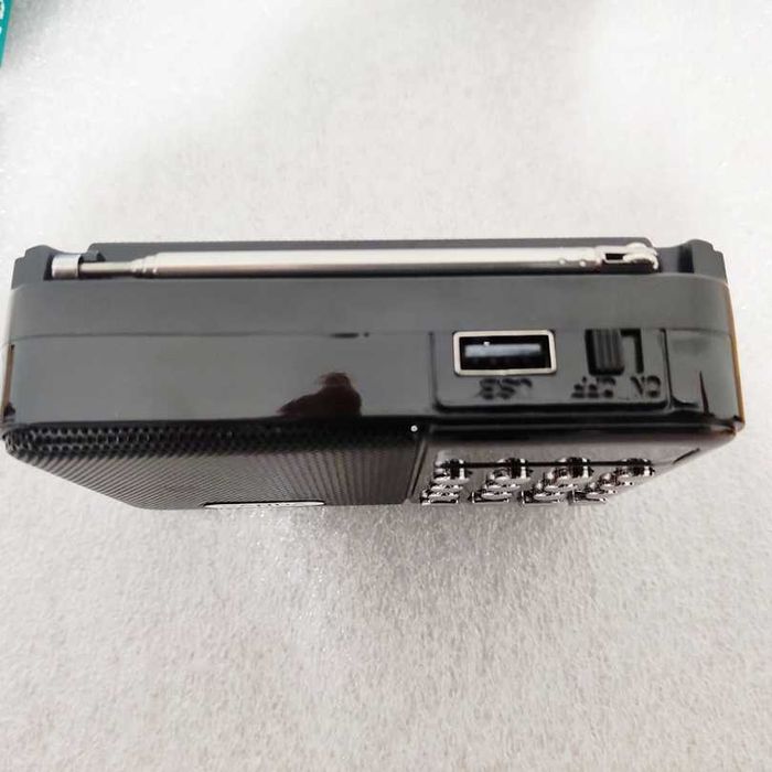 Radio Sanda SD-4037 bateria AM-FM bluetooth mp3 micro sd usb fones