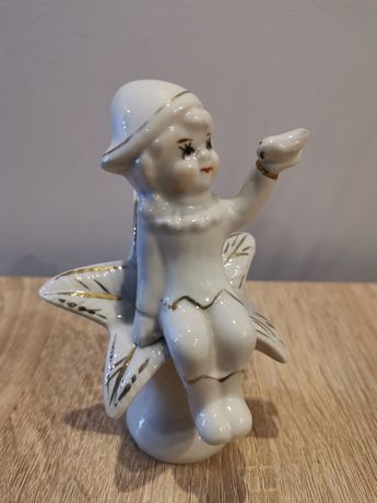 Porcelanowa figurka elf