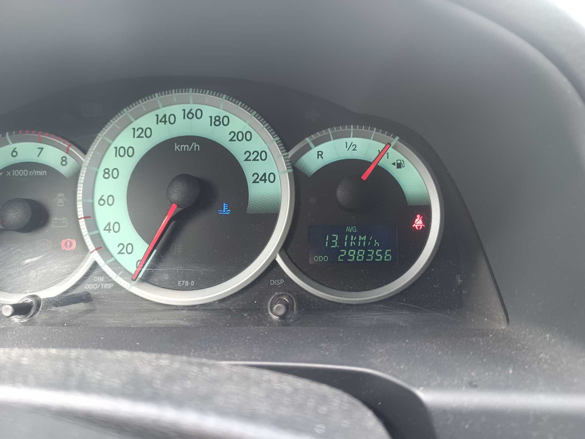 sprzedam Toyotę corolle verso 1.8 benzyna lpg