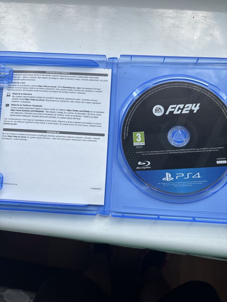 Sprzedam FC24 na PS4