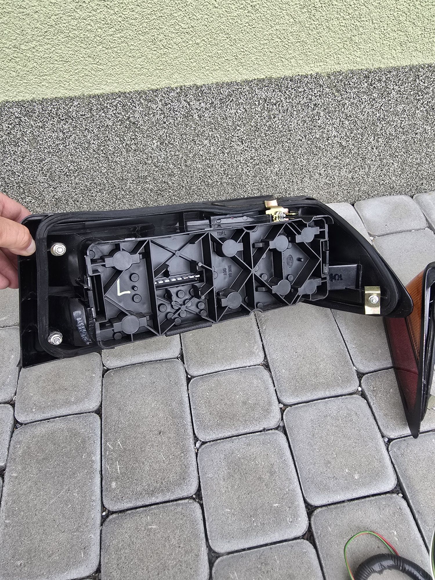 Lampy Tylne SAAB 900 i KROKODYL