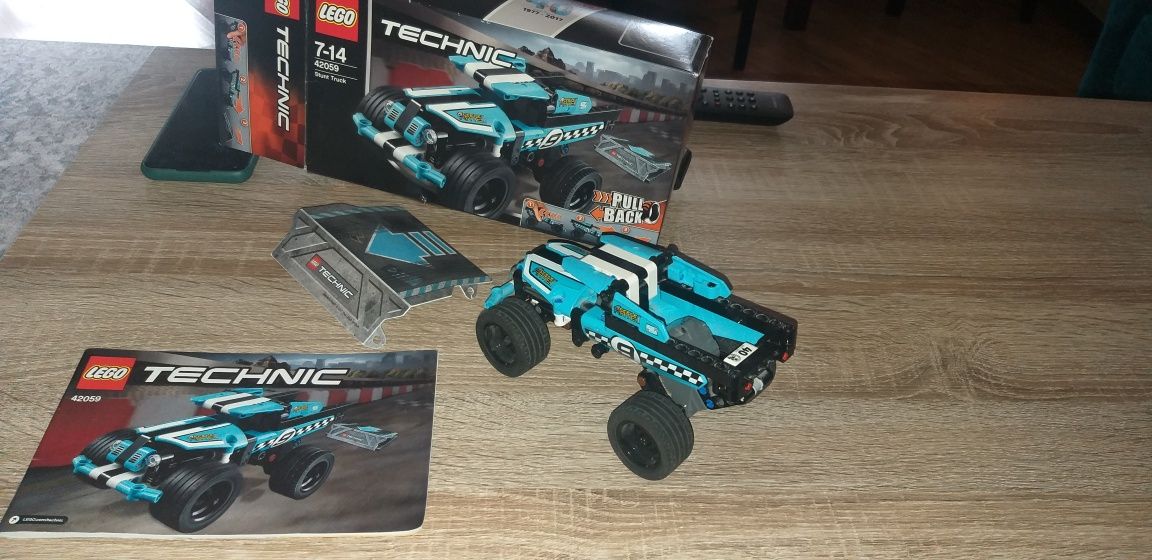 Lego Technic 42059 stunt Truck