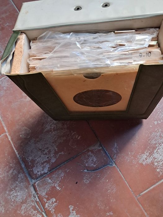 Discos vinil Universal Inglês