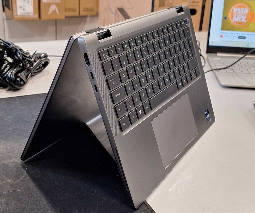 Laptop Dell Latitude 7440 2w1 i7-1365U/ Tryb Tabletu 14" /16 GB/256GB/