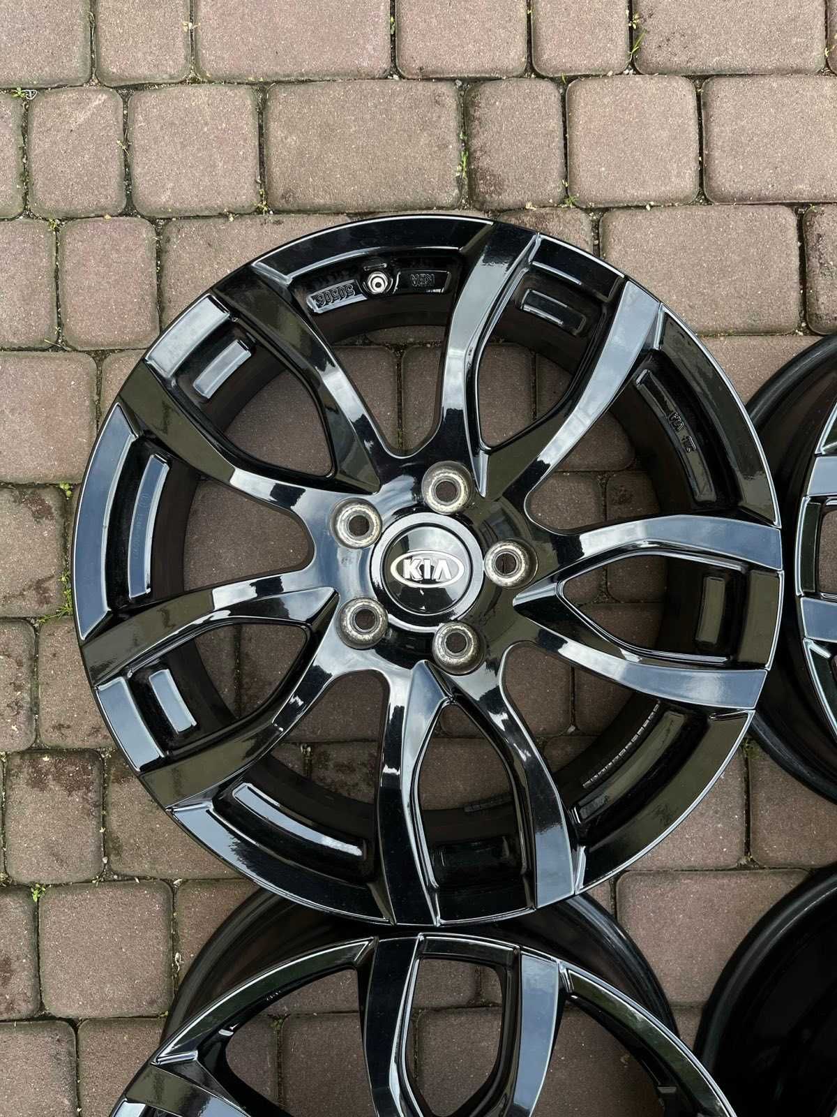 Alufelgi Kia 5x114,3 17 cal Czujniki Sorento Sportage Niro Ceed CZARNE