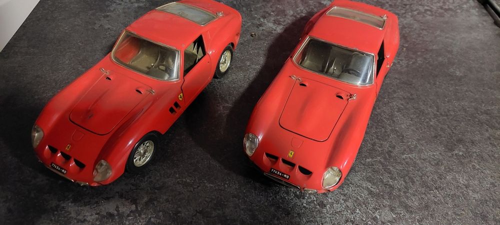 1:18 Ferrari GTO Złom 2sztuki Bburago