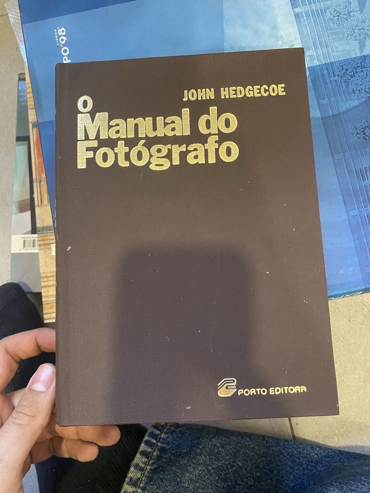 Vendo livros sobre arquitectura