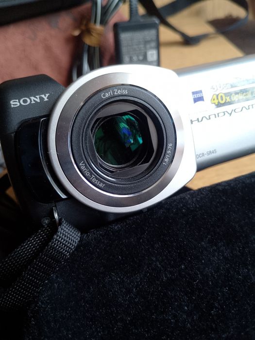 Продам відеокамеру Sony