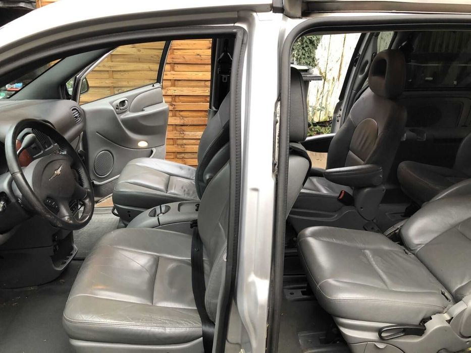 Chrysler Voyager 2004 r - 3,3 V6