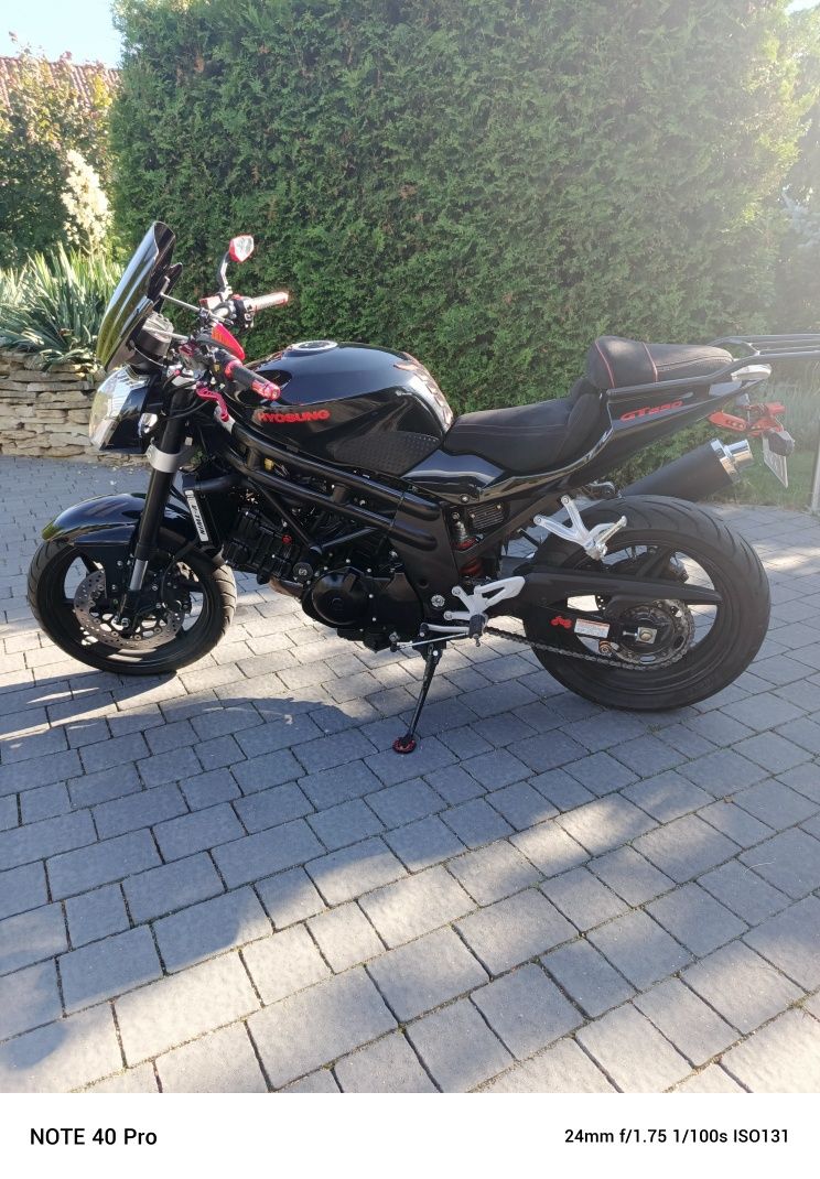 Salon polska hyosung GT 650