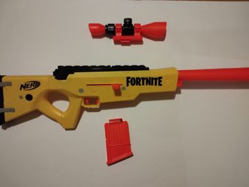 Karabin snajperski NERF z gry Fortnite