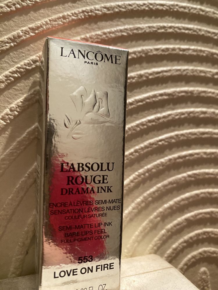 LANCOME L'Absolu Rouge Cream Pomadka Do Ust o numerze 553