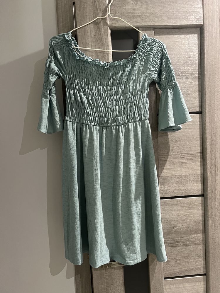 Сукня спущені плечі, river island