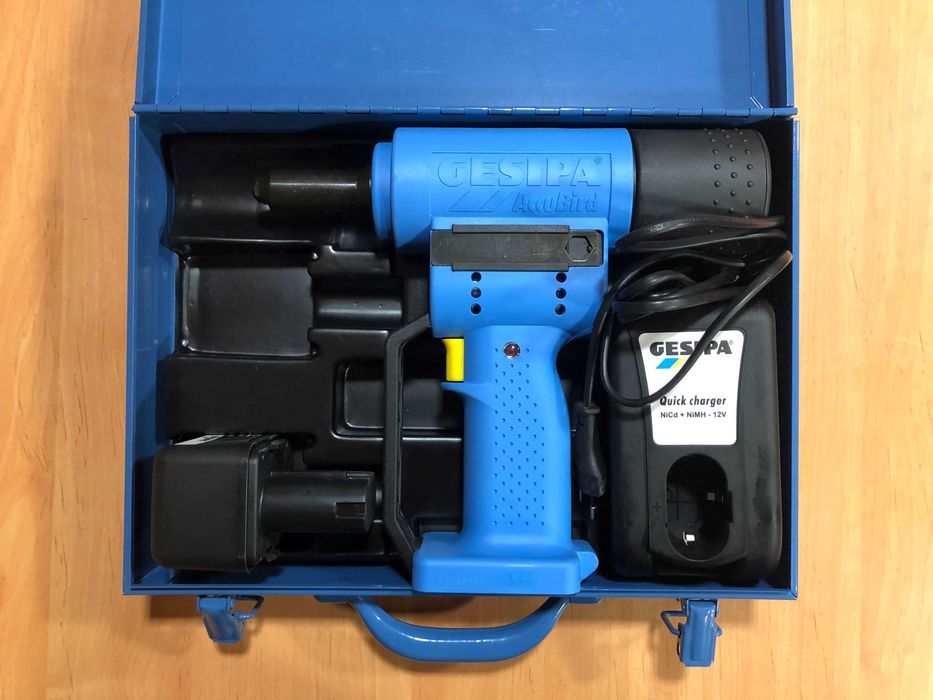 GESIPA Rebitadora a Bateria 14,4 V ACCUBIRD | NOVAS