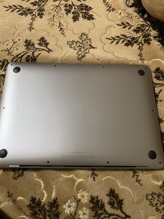 MacBook Air M1 8/256 2020